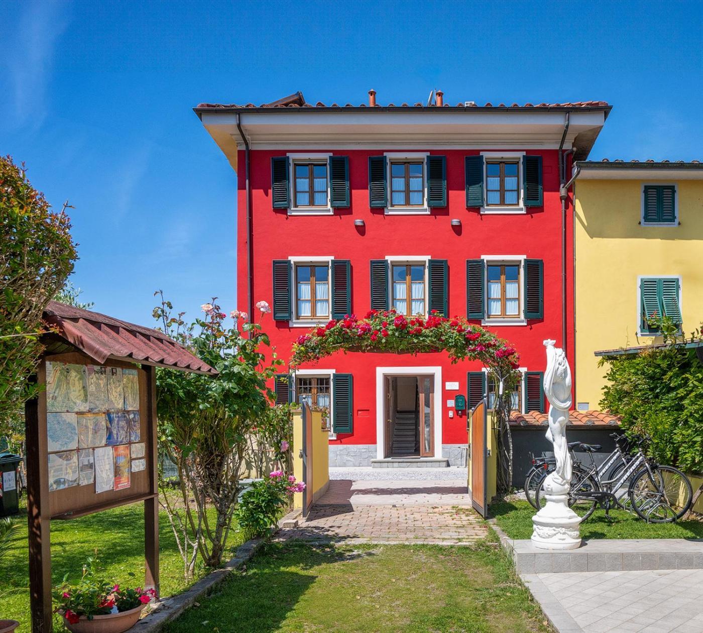 La Mandolata Dei Poeti Apartaments Лукка Экстерьер фото