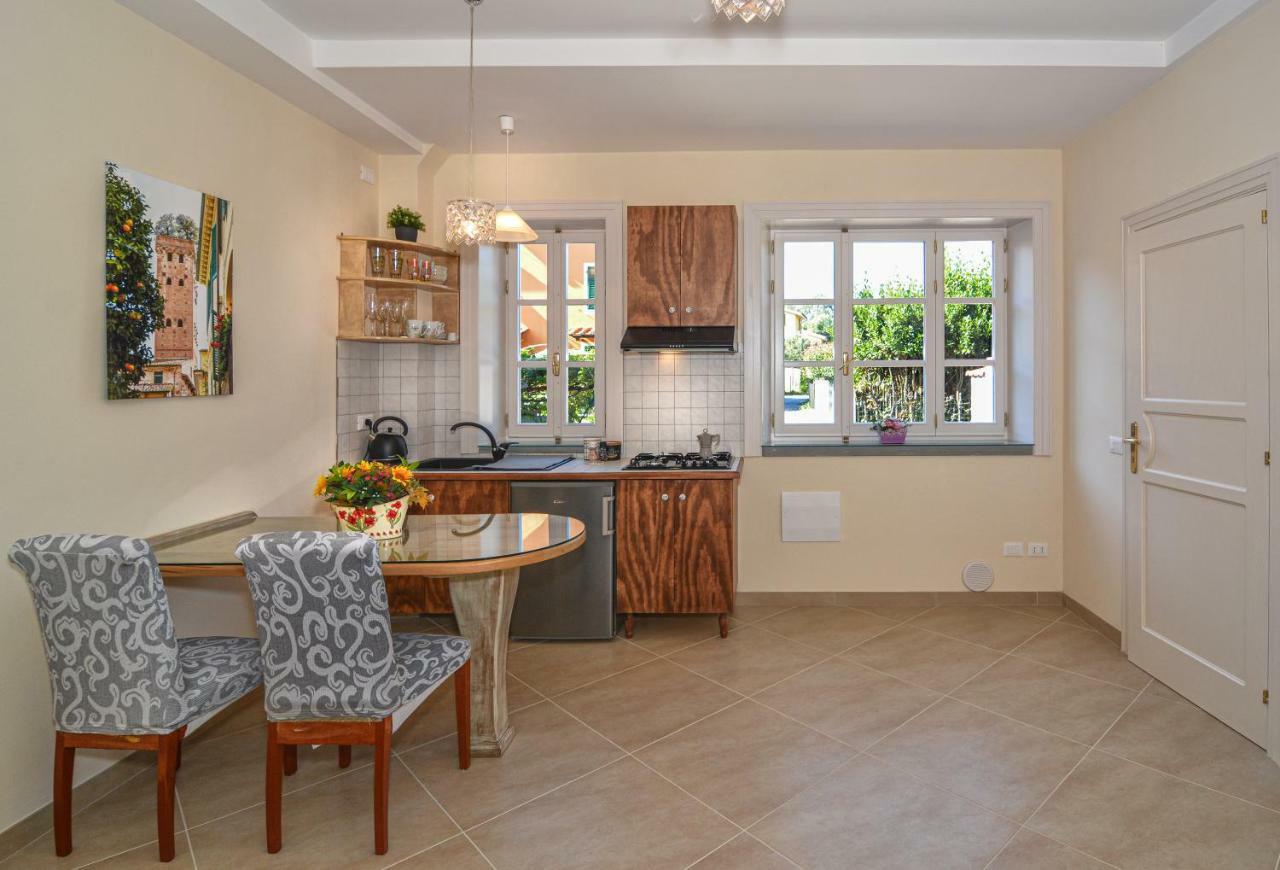 La Mandolata Dei Poeti Apartaments Лукка Экстерьер фото