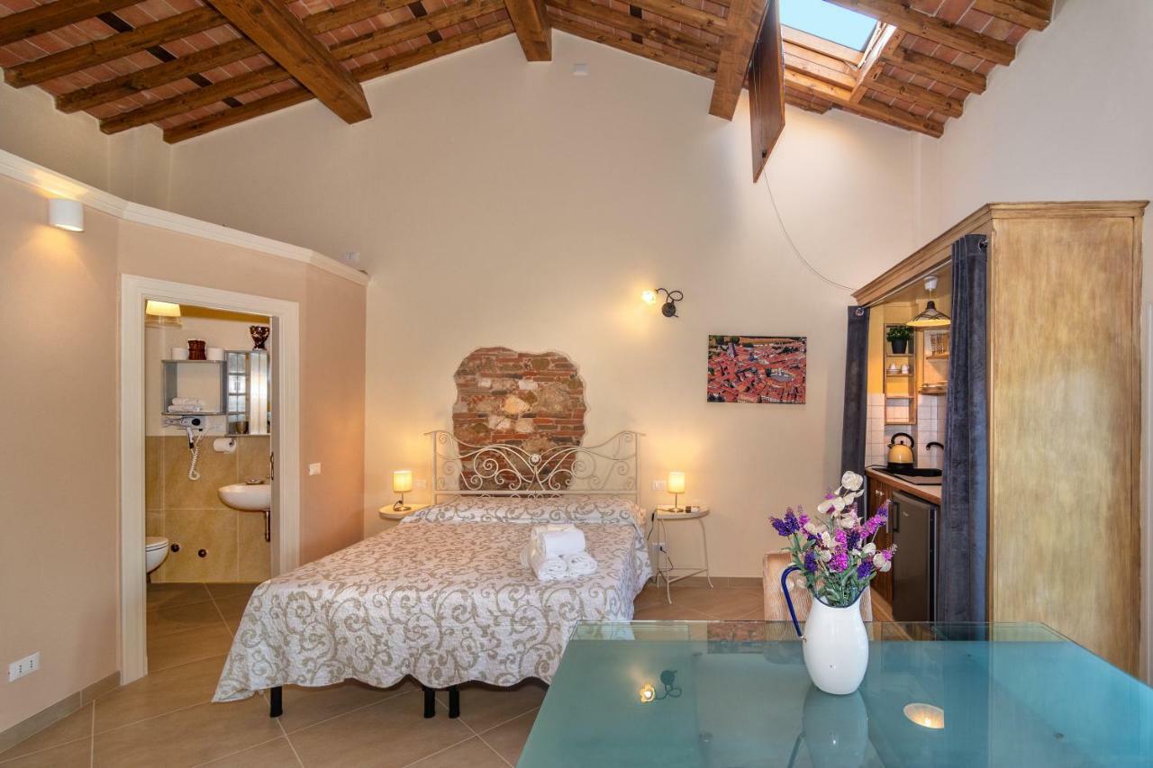 La Mandolata Dei Poeti Apartaments Лукка Экстерьер фото