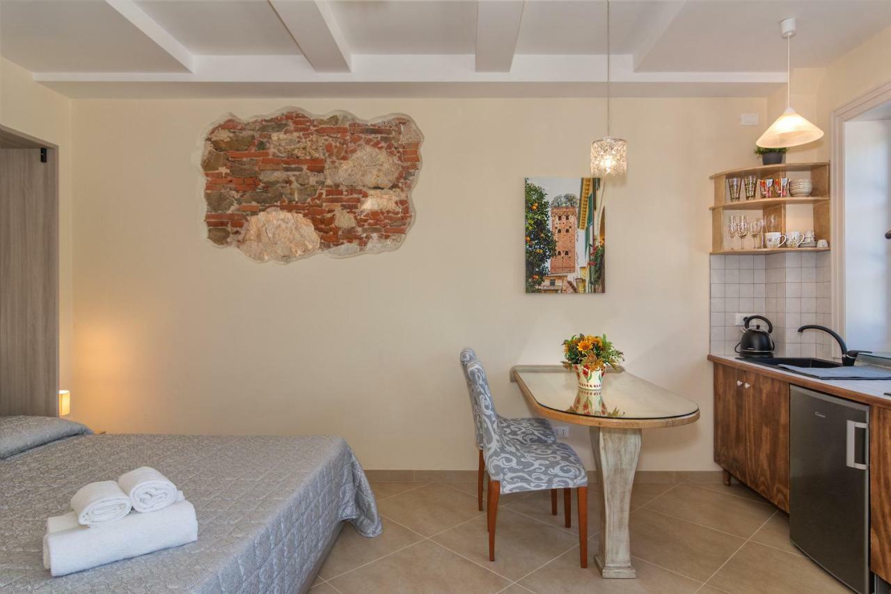 La Mandolata Dei Poeti Apartaments Лукка Экстерьер фото